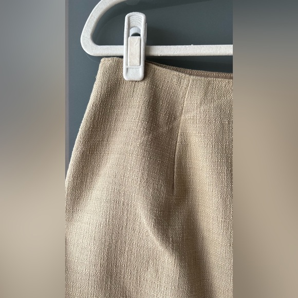 Club Monaco Khaki Mini Skirt Size 10 - Picture 6 of 7